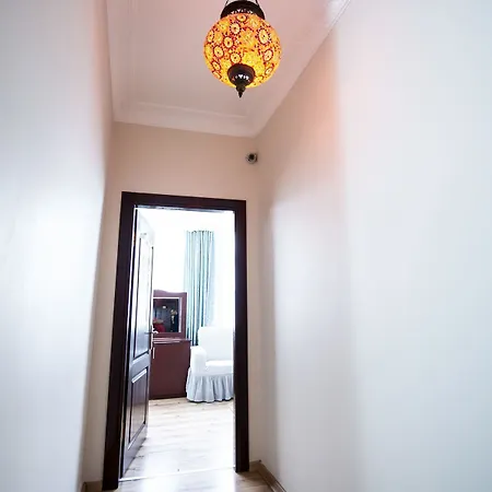 White Pearl Apartment