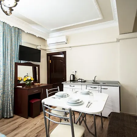 White Pearl Apartment