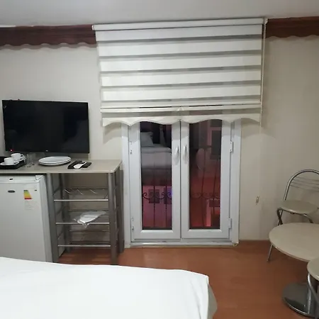 Taksim Apartment *