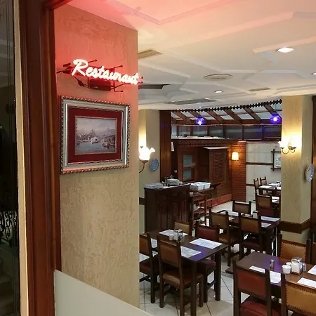 بلو هاوس 3*