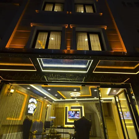 Golden Galley Aparthotel 3*