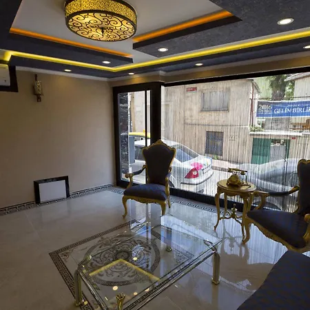 Golden Galley Aparthotel 3*