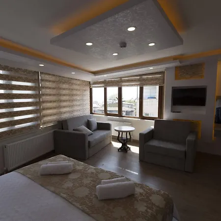 Aparthotel Golden Galley 3*