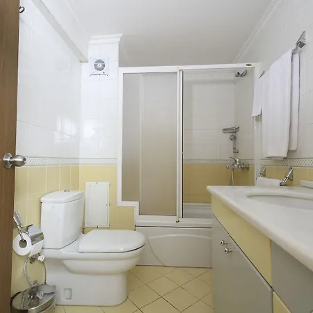 Entes Apartahotel Estambul