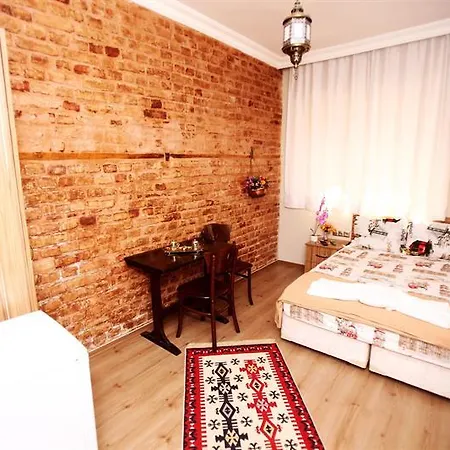Balat Hotel