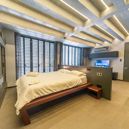 Hotel Eye
