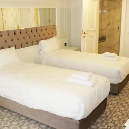 Palde & Hotel 4*