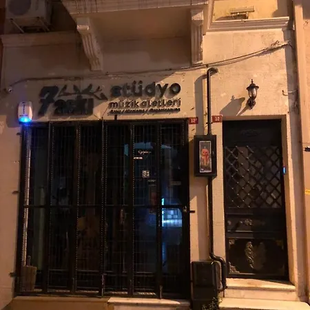 Chimera Pera Galata Apartment Istanbul