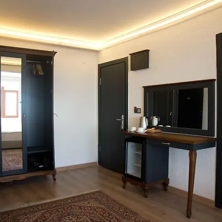 Ξενοδοχείο Blue Tuana Old 3*