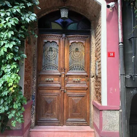 Sam * Istanbul