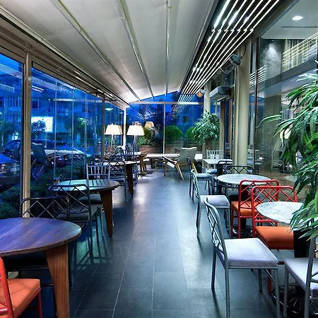 Otel The Cettia