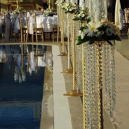 Sozbir Royal Hotel 3*