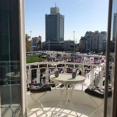 Apartament Great View Of Taksim Square, Luxury Furnished On Main Street Of Taksim, Partial Sea View *
