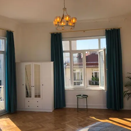 Apartament Great View Of Taksim Square, Luxury Furnished On Main Street Of Taksim, Partial Sea View *