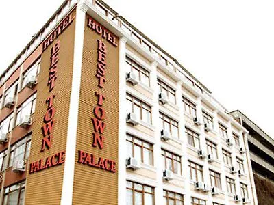 Town Palace Hotel