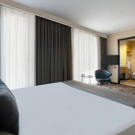 Tan - Special Category Hotel Estambul