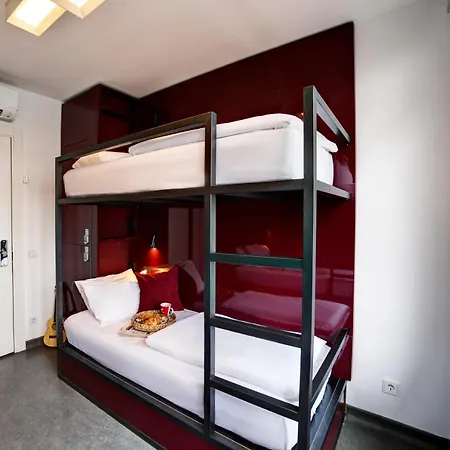 Hostel Wabi Sabi *