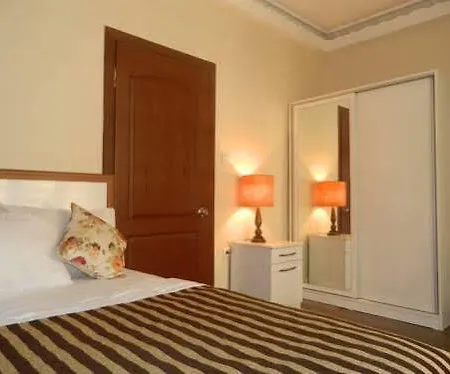 Taksim Family Flats Apartment *
