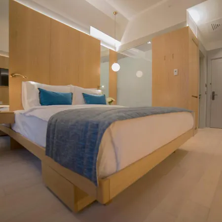 Galatas Otel 4*