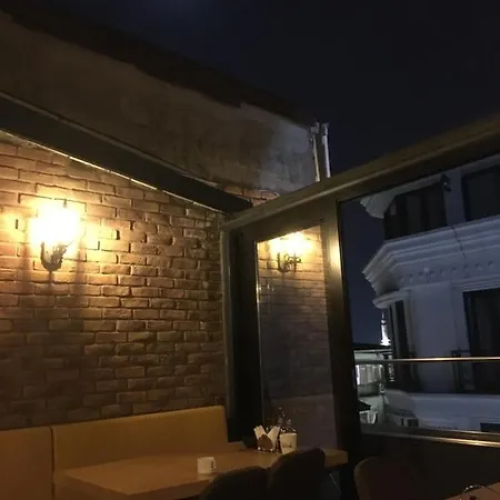 Hotel Terrace 2*