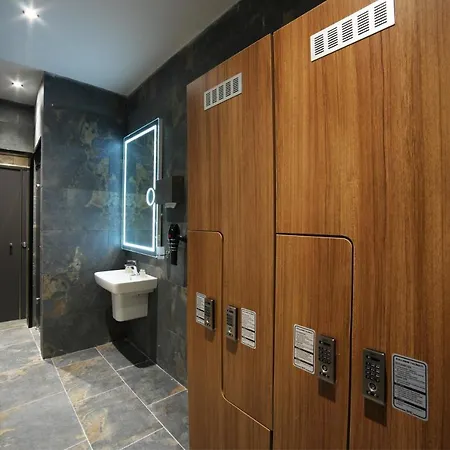 Hotel Pell Palace & 2*