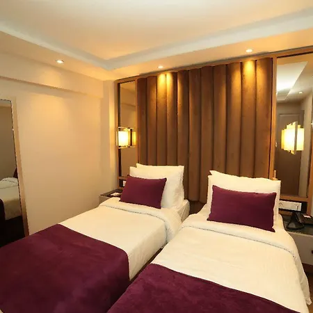 The Roomy Sisli Istanboel
