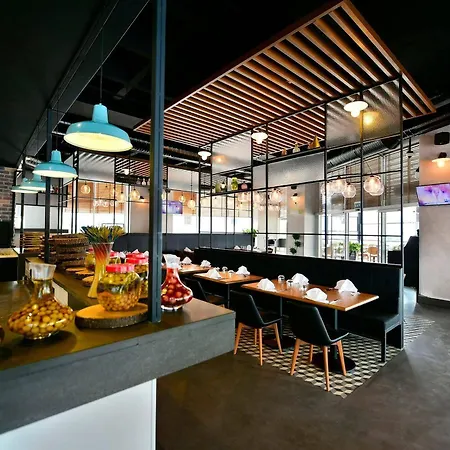 Hotel Park By Radisson Ataturk Airport 5*