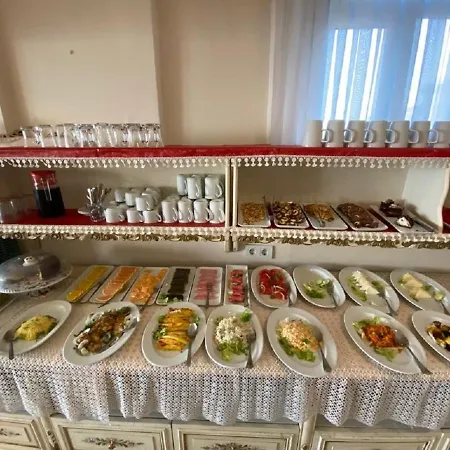 Hotell Ada 3*