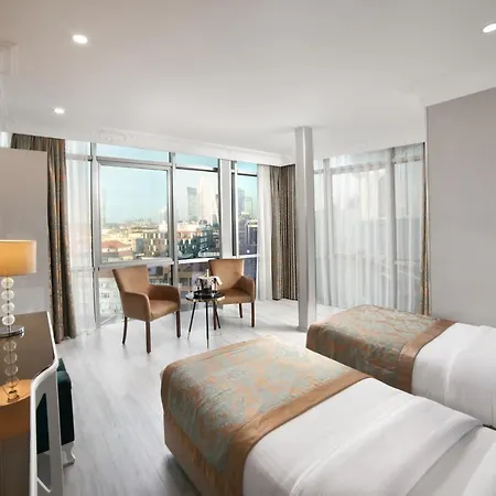 Hotel White Monarch