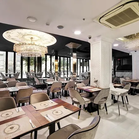 White Monarch Hotel 4*
