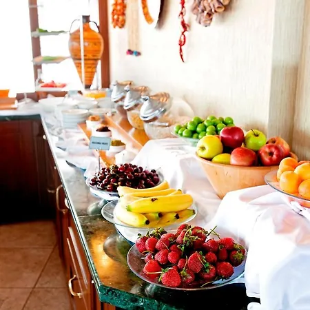 Azade Otel 4*