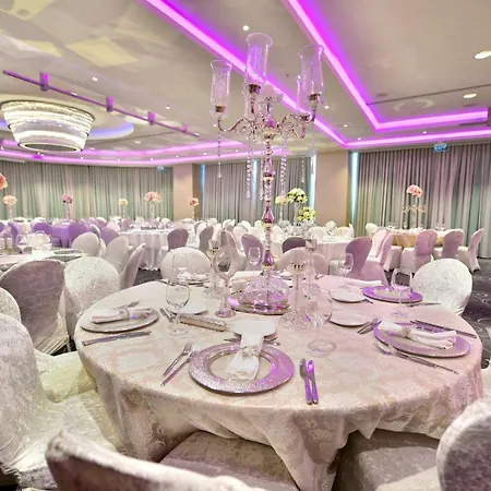 Hotel Park By Radisson Ataturk Airport 5*