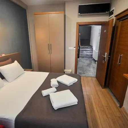 Blue Bed & Breakfast 3*