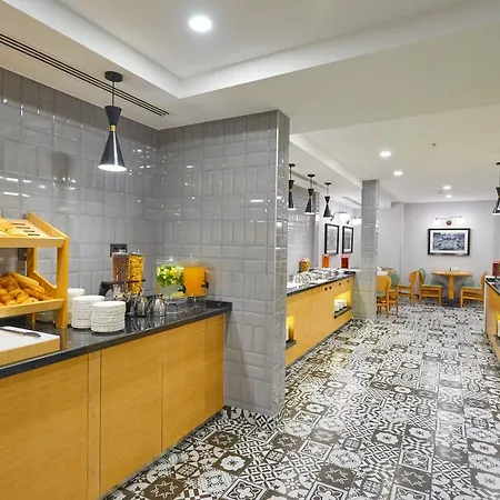 Akka Taksim-special Class מלון 2*