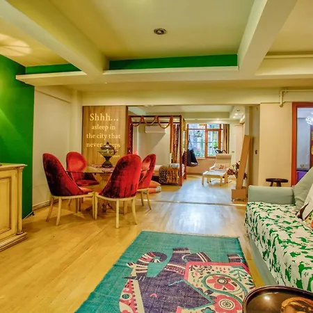 Le Chic Apart Rumeli Caddesi Simsek Apt.no:5 Kat 1 Apartment Istanbul