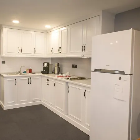 Apartment Mephisto