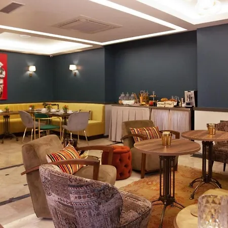 The Fox Отель 4*