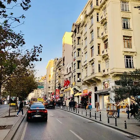 White Beyaz Suites Apart Otel İstanbul