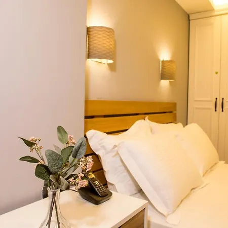 Mephisto Apartment *