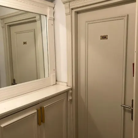 La Petite Maison Отель Стамбул