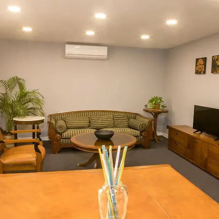 Apartment Mephisto