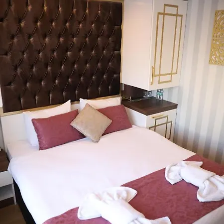Burj Al Hotell 3*