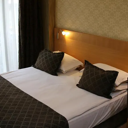 Emerald Otel 4*