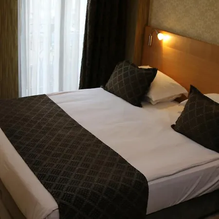 Emerald Otel 4*