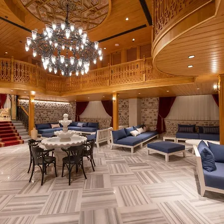 Nova Plaza Pera Hotel 4*