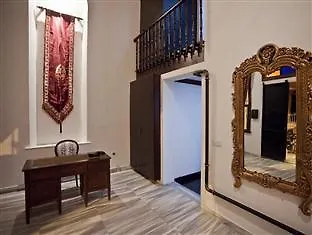 Ascot House Apartment *