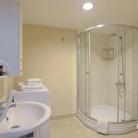 Cheya Sisli Medical & Business Center Tesvikiye And *