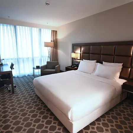 Mercure West & Convention Center 5*