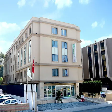 Express Istanbul-altunizade By Ihg 3* Istanbul