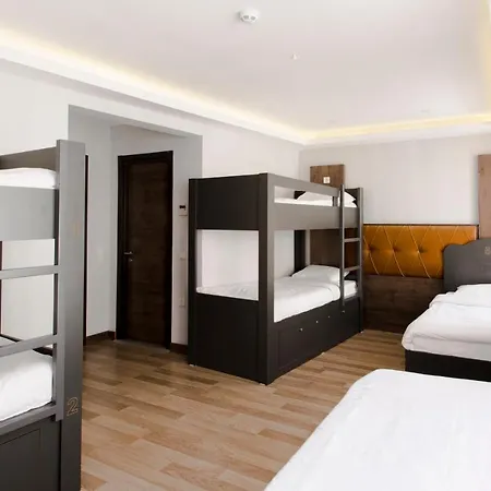 Bucoleon Hostal